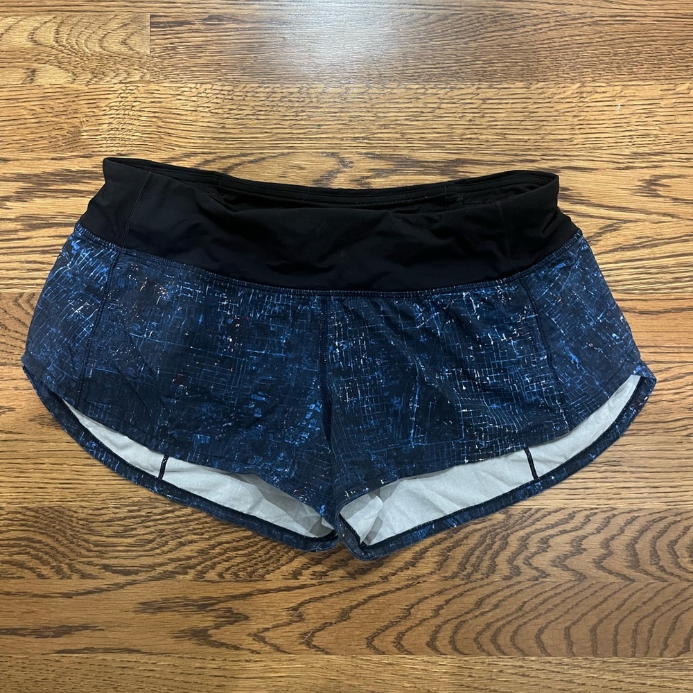 lululemon shorts size 6